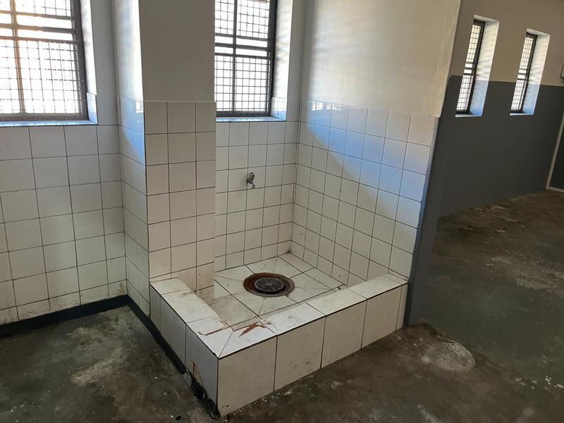 To Let Commercial Property for Rent in Paarden Eiland Western Cape